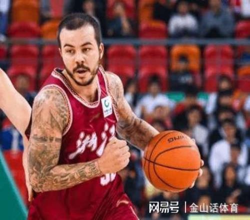 霍伊伦狂欢,庆祝,马卡报全图,LEYU,Sports,乐鱼体育,体育直播,体育赛事,APP下载,官方网地址