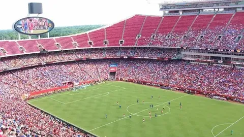 “阿根廷报道：劳塔罗未进入乌拉圭比赛首发名单”